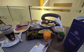 Lotus Hotel Casanearshore